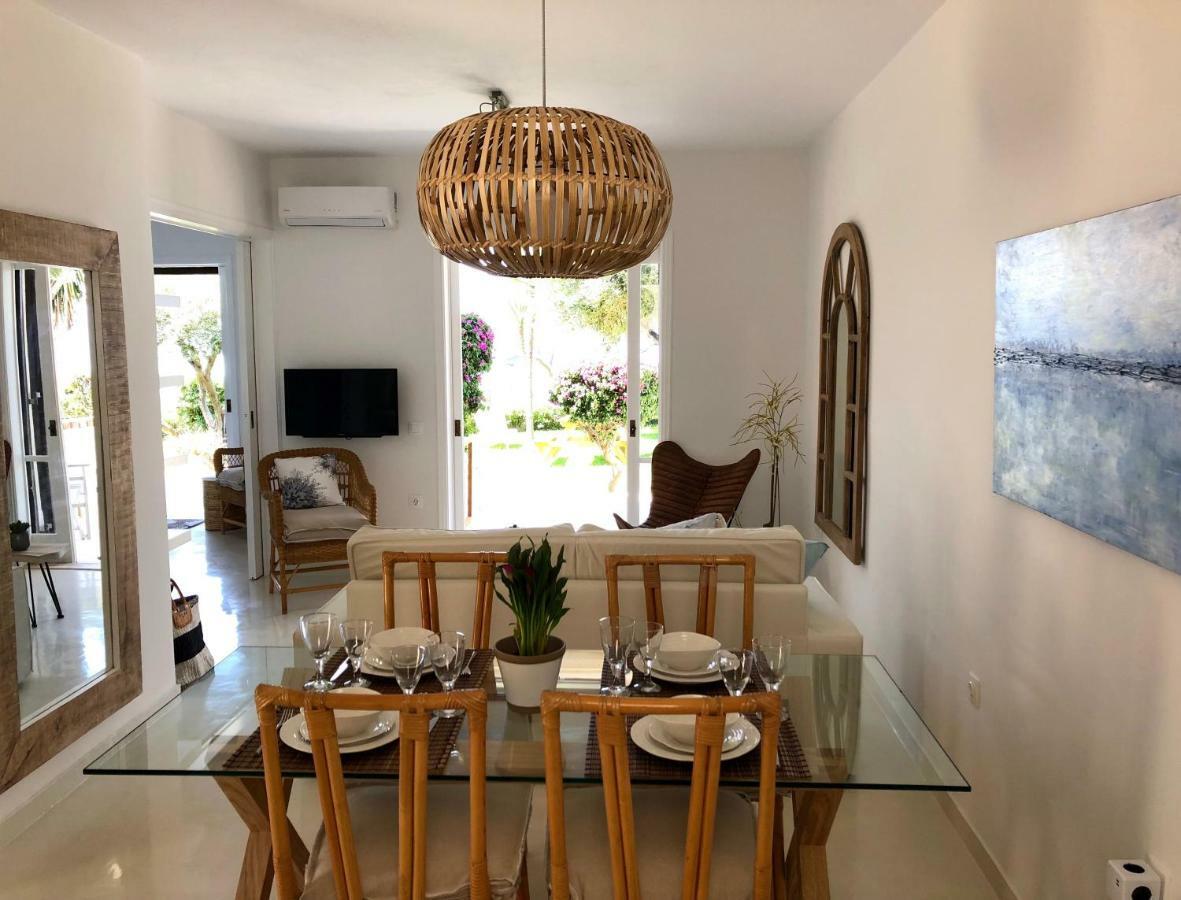 Aqua Seafront Glyfada Corfu Beach House With Garden Exteriör bild